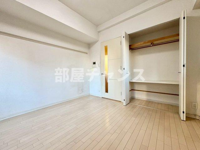 プレサンス久屋大通公園サウスの寝室