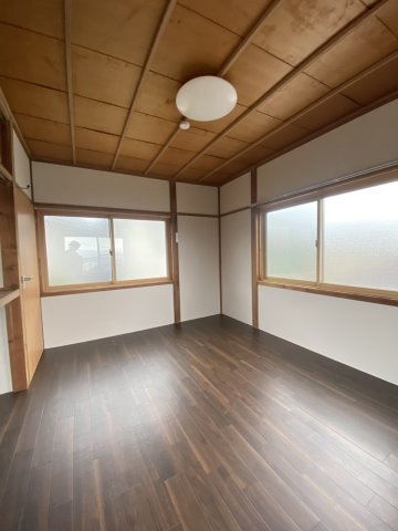 寺尾上5丁目戸建ての居間・リビング