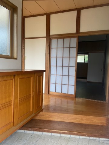 寺尾上5丁目戸建てのエントランス