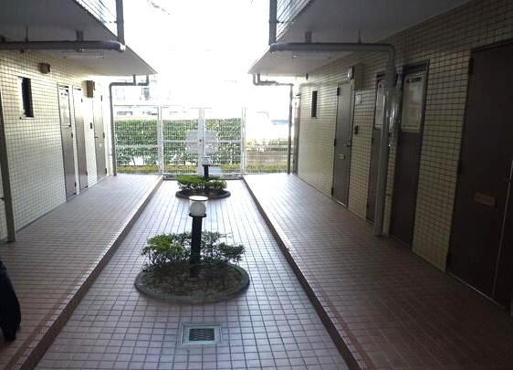 コンフォルト池袋のロビー