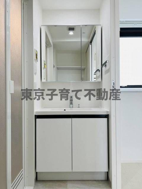 プライマル根岸の洗面所