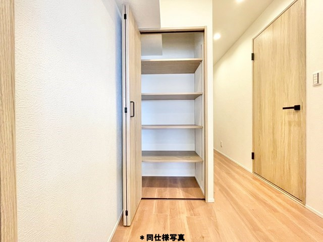 【収納】 | 山田西B団地壱六棟 | サイトに掲載されていない箇所の写真、撮影してお届けさせて頂きます！気になる物件で、見たい部分の画像が無い場合は、弊社スタッフまでご連絡下さいませ。お客様の気になる箇所を、カメラにて撮影して参ります！