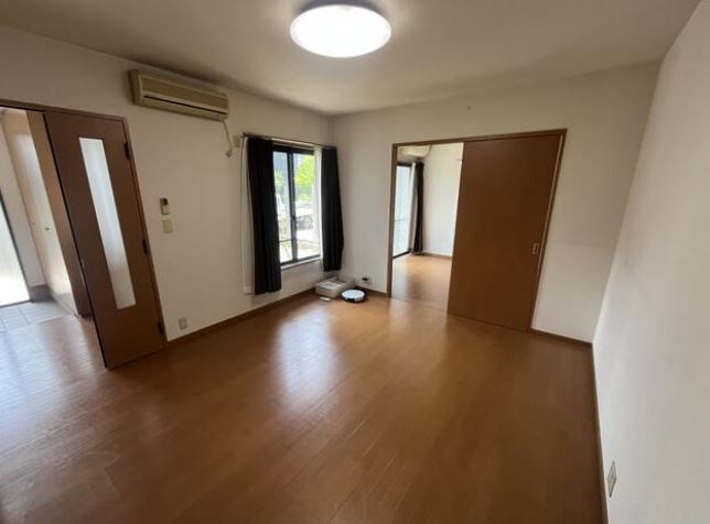 福井市みのり3丁目　中古戸建の居間・リビング