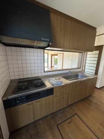 浜松市中央区三方原町の中古一戸建のキッチン