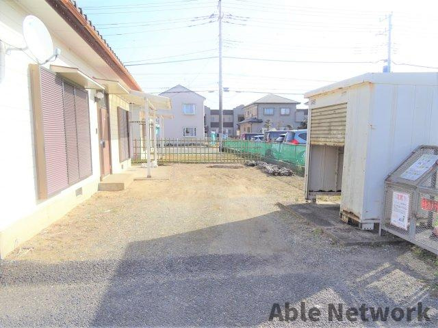 マルグリットの駐車場