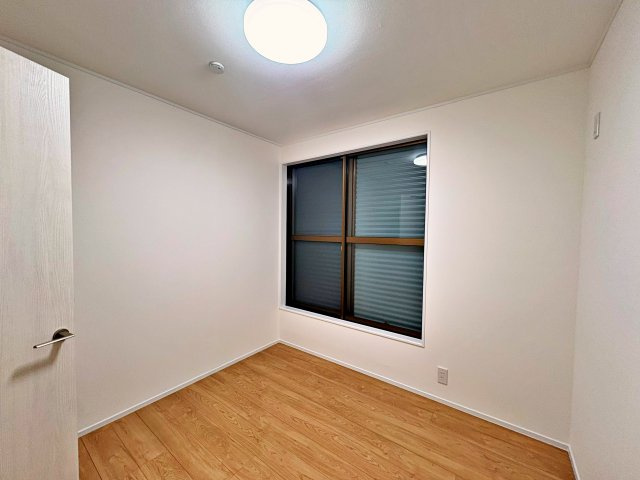 《仲介手数料半額》川越市野田町２丁目　中古戸建の洋室|洋室4.5帖