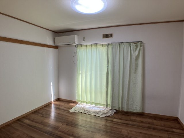 サンビレッジ美浜ⅠCの内装|別部屋同間取りのお写真となります。参考にご覧くださいませ。