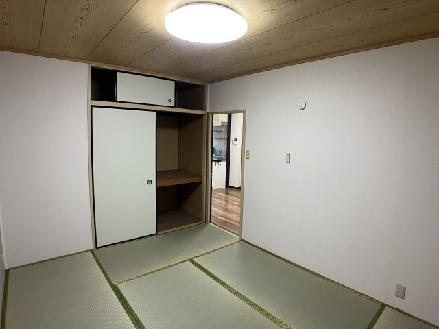 サンビレッジ美浜ⅠCの和室|別部屋同間取りのお写真となります。参考にご覧くださいませ。