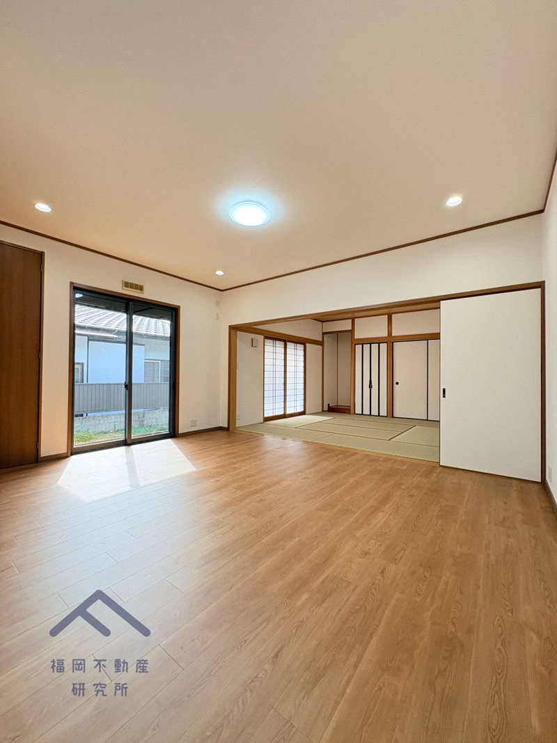 福岡市南区中尾１丁目戸建ての居間・リビング