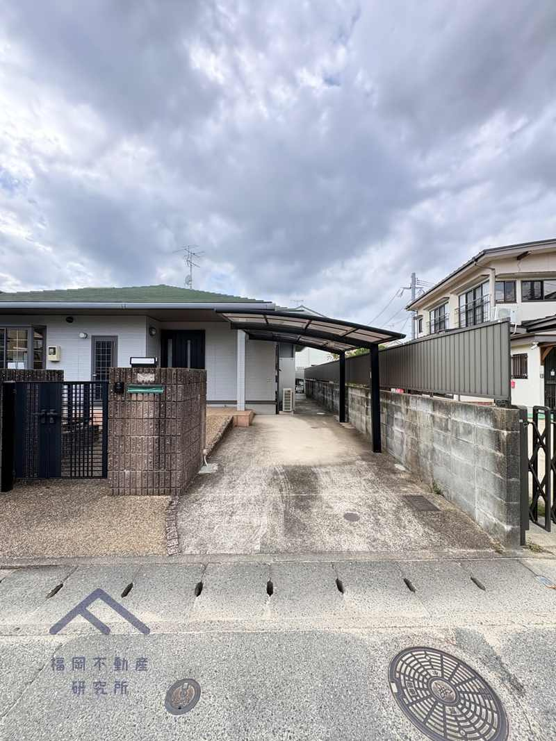 福岡市南区中尾１丁目戸建ての駐車場