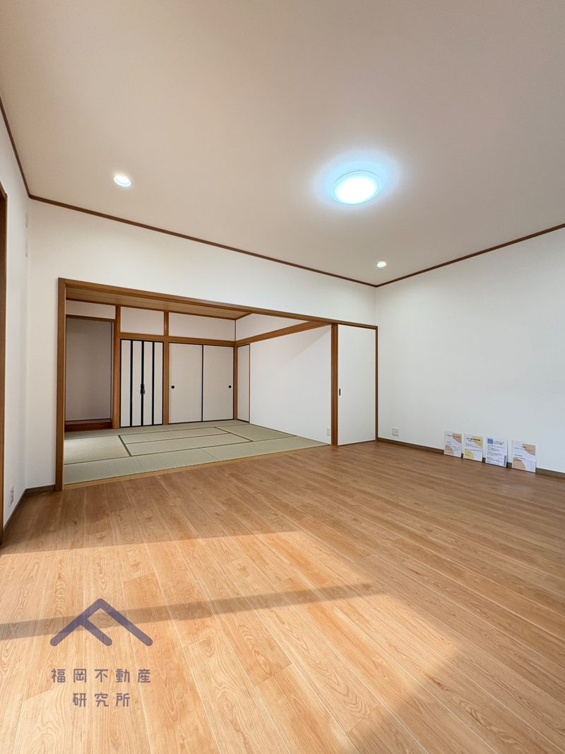 福岡市南区中尾１丁目戸建ての居間・リビング