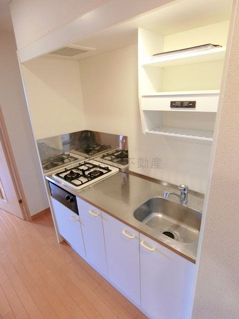 プレステージ桜坂のキッチン|２口ガスシステムキッチン