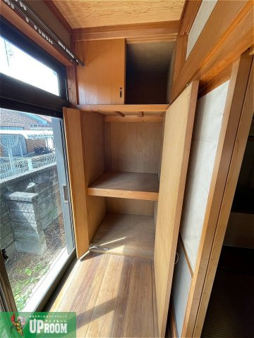 小牧市東田中貸家の収納