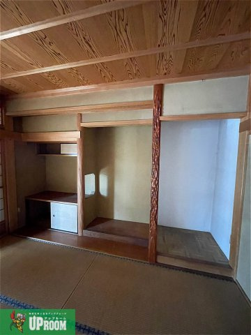 小牧市東田中貸家の和室
