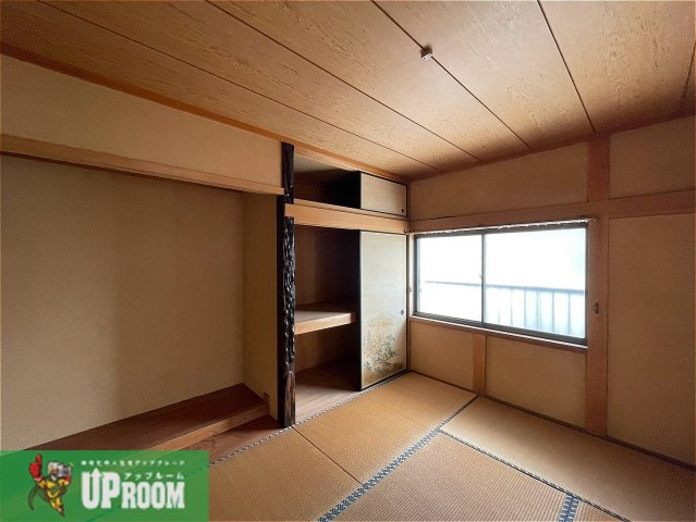 小牧市東田中貸家の和室