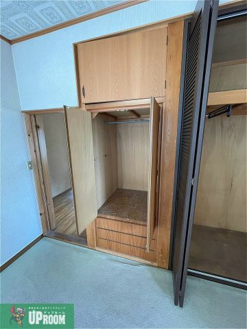 小牧市東田中貸家の収納