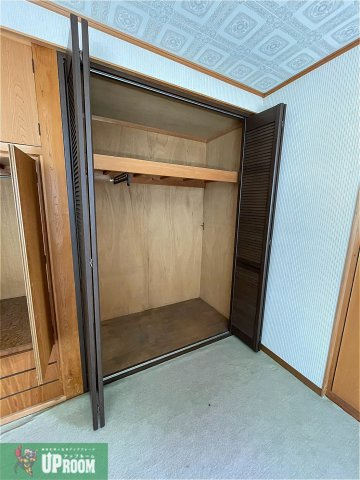 小牧市東田中貸家の収納