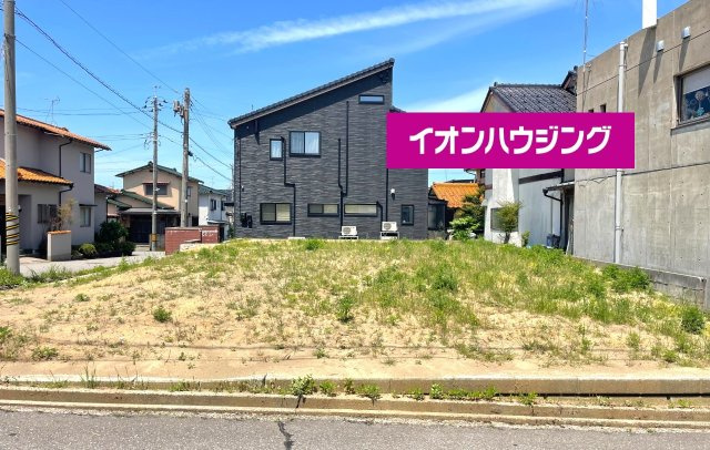 金沢市粟崎町４丁目　売土地　約７１坪　