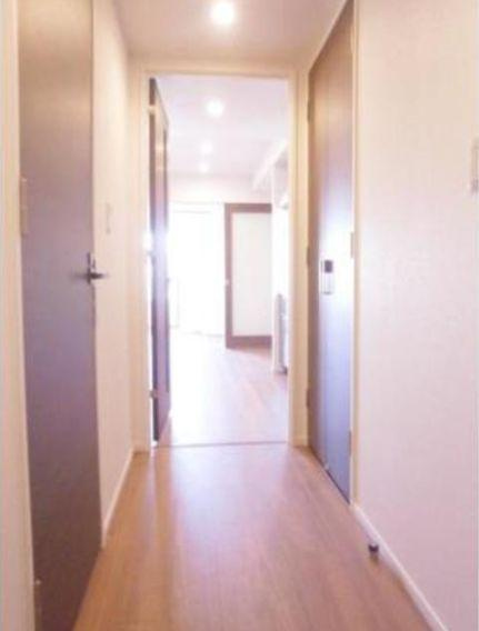 パークアクシス日本橋本町の玄関