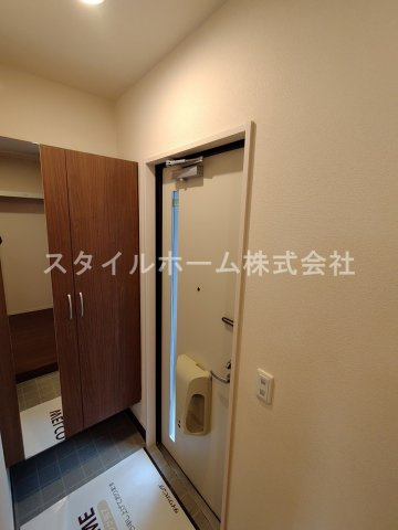 【玄関】 | 昴イースト　参 | イメージ写真です。