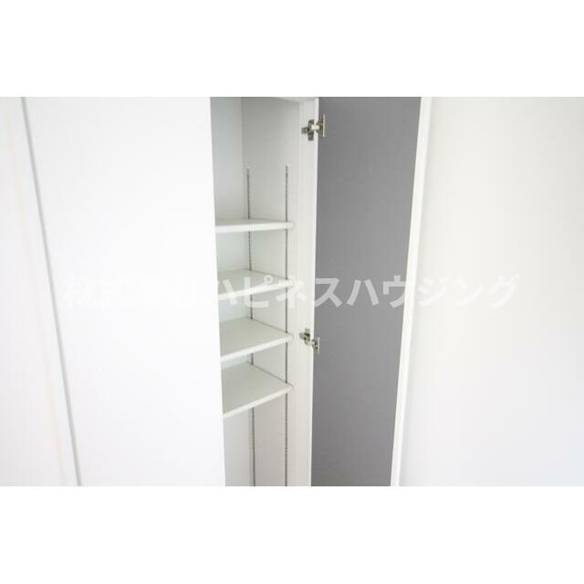 流山市駒木借家Ａ棟(ナガレヤマシコマギシャクヤエートウ)の収納