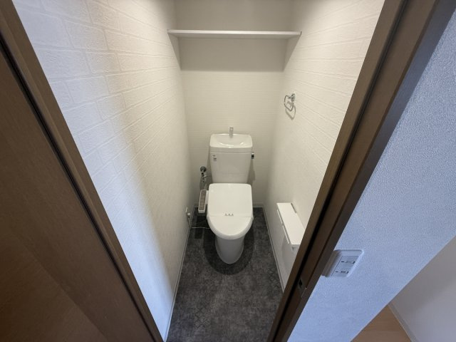 【トイレ】 | メゾンクレールA棟