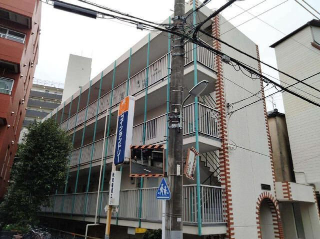 第７三井ビルの外観
