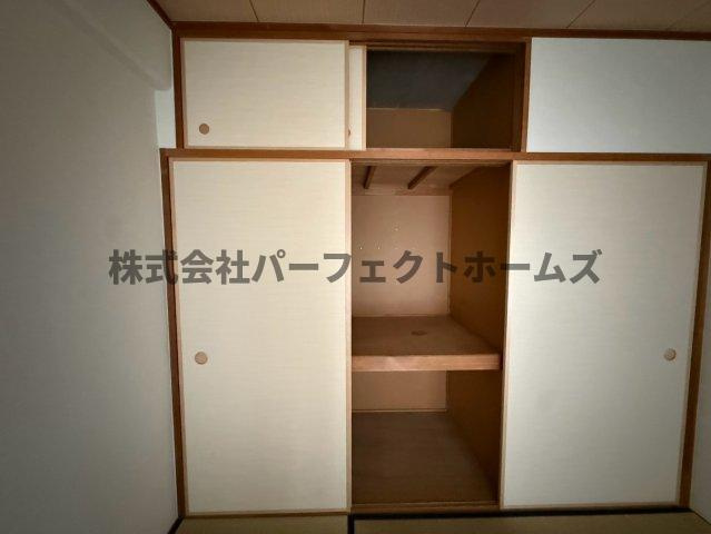 寝屋川東ファミリータウン東二番館の収納|大きなスペースがあり、収納には困りません
