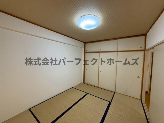 寝屋川東ファミリータウン東二番館の和室|和室があれば、来客や子供用のスペースとして活躍します