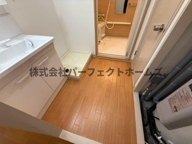 寝屋川東ファミリータウン東二番館の洗面所|忙しい朝には欠かせない洗面所です