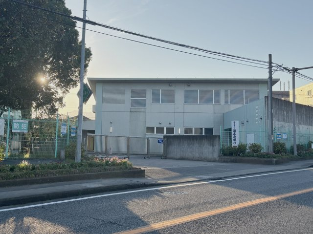 厚木市妻田西３丁目　土地の周辺|清水小