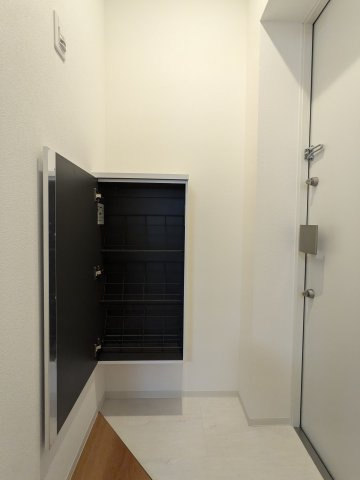 プレアス戸越公園の玄関