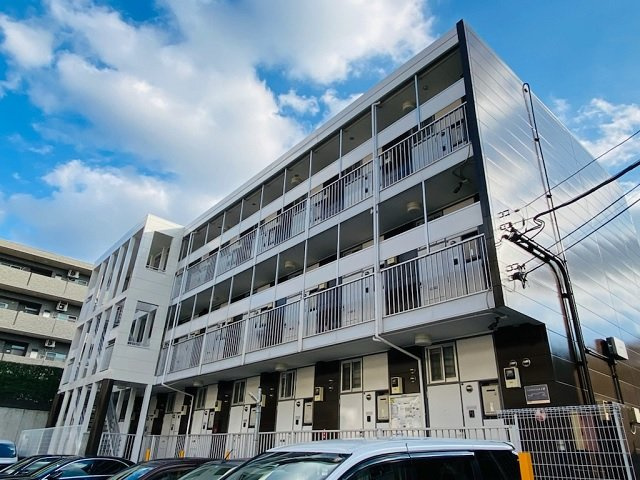レオパレスシャルムの外観