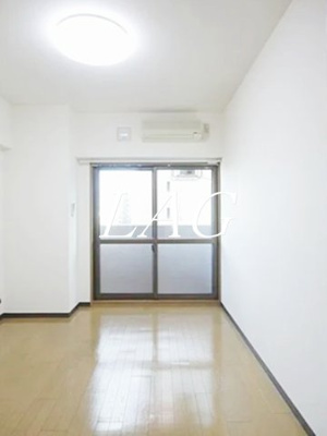 【居間・リビング】 | 菱和パレス明大前壱番館 | 洋室のお部屋です。