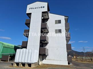 丹波市柏原町挙田の賃貸マンションの外観|最上階で日当たり良好◎