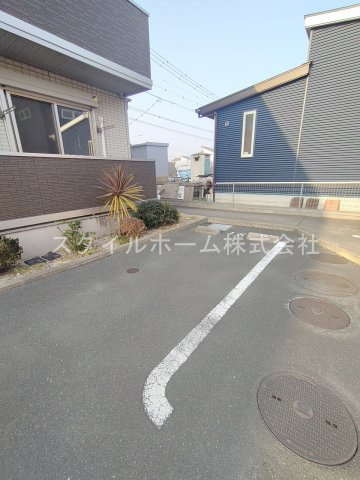 ＬＡ　ＴＥＲＲＥ　Ｉ棟の駐車場