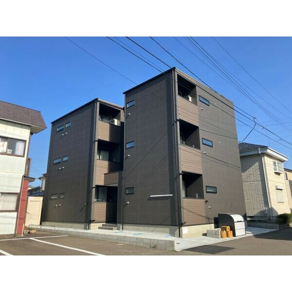 REGALESTボヌール南仙台の外観