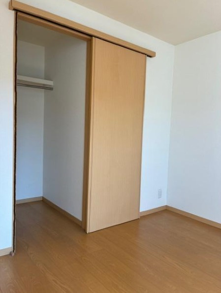 クレスタ今川の収納