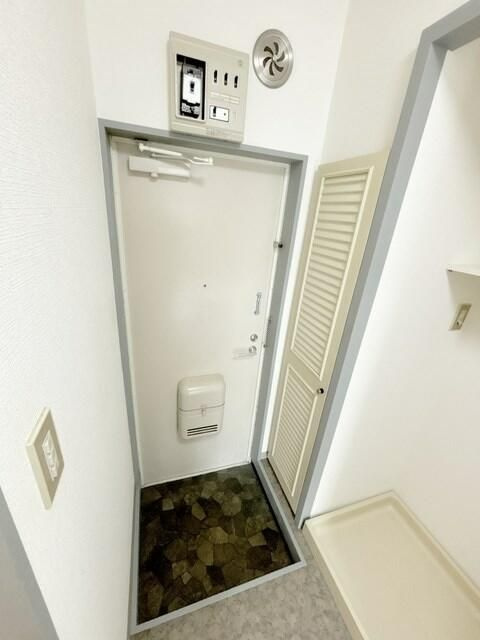 セントラル１４の玄関