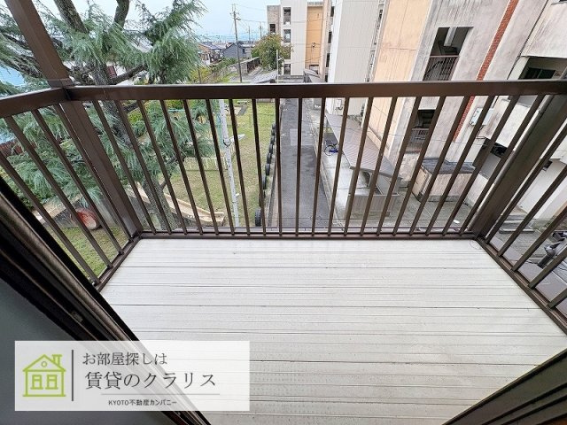 樫原釘貫リフォーム貸家（北側）のバルコニー