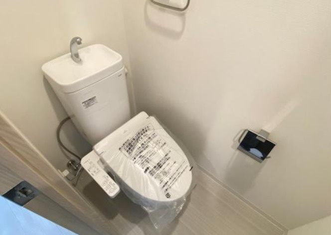 セボーンミナミスナのトイレ|落ち着いた色調のトイレです