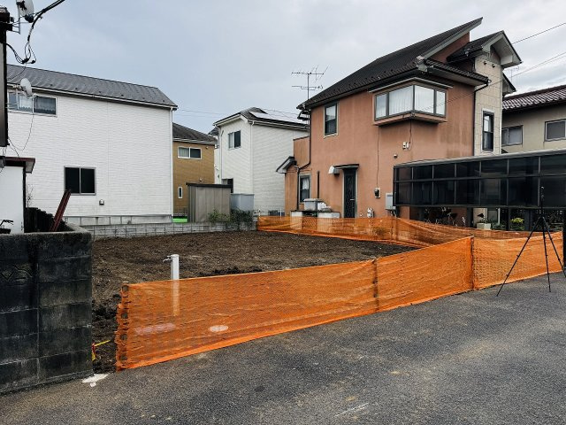 八王子市　諏訪町　新築一戸建て　０１期の外観|～太陽光パネル搭載　並列2台駐車可能　エアコン装備の新築一戸建て～