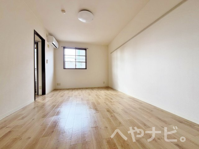 【寝室】 | スワローハイム岩塚 | ★洋室