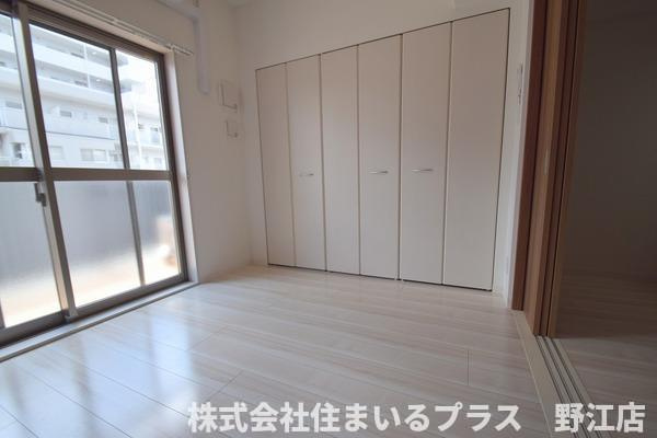 パトリス城東中央の洋室