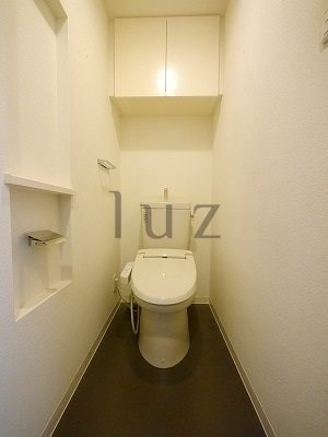 リトスメラン永田のトイレ|温水洗浄便座完備のトイレです。