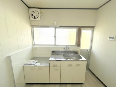 【キッチン】 | 西板持町8丁目戸建