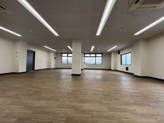 旭が丘ビルの内装