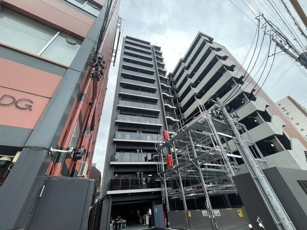 イノバス名駅の外観