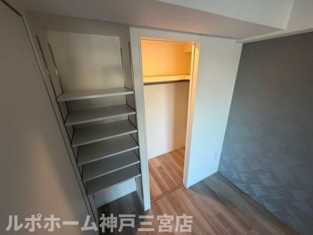 セレニテ西元町アリエの収納