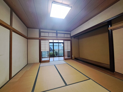 【和室】 | 西高泊自社 | 広々10畳の和室！